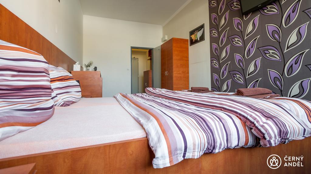 Hotel Cerny Andel Most Exterior foto